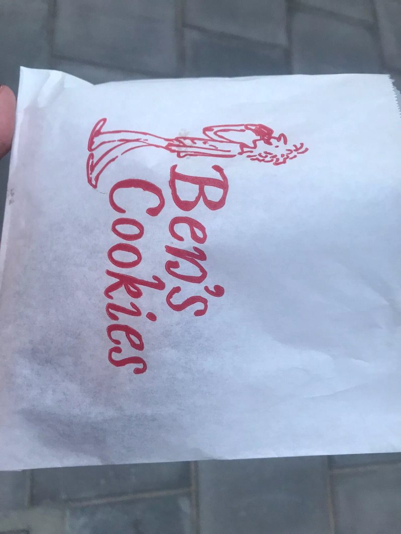 Ben's Cookies