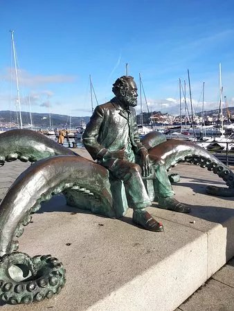 Monumento a Julio Verne