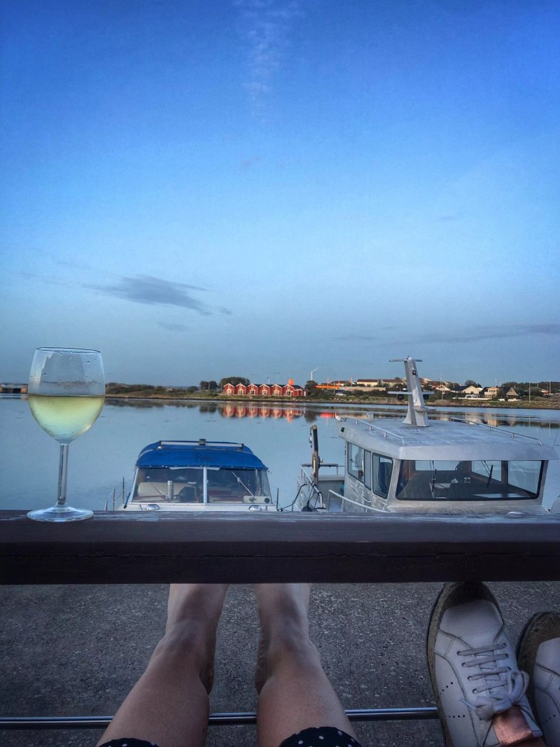 Havskatten Hotel & Hostel on Hono
