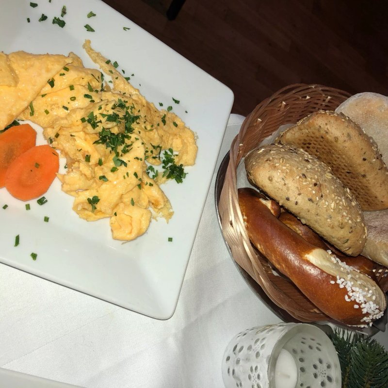 Einstein Restaurant Cafe Bar