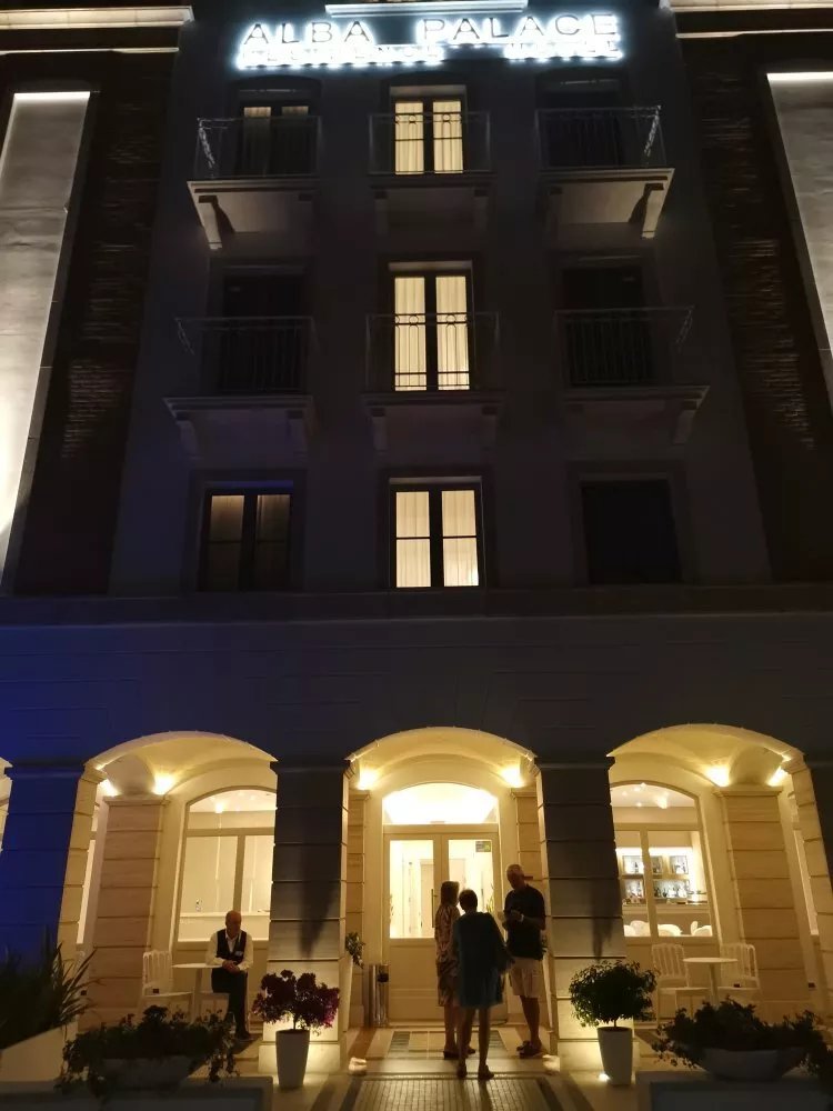 Residence Hotel Alba Palace