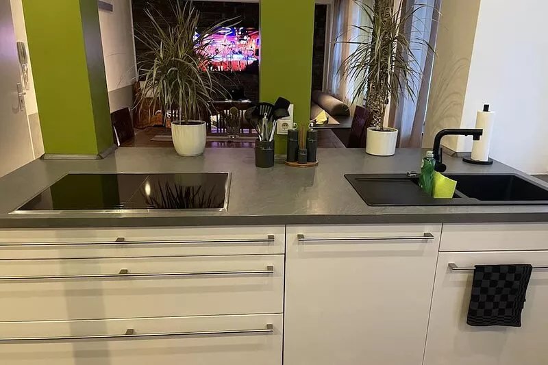 TOP MODERN APARTMENT - 100sqm - 4 ROOMS - up to 10 people