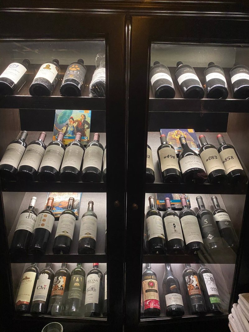 Wine Gogh