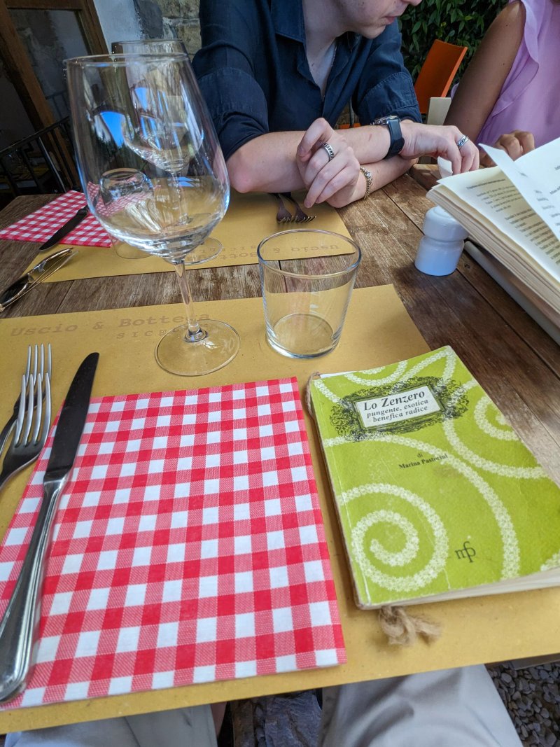 Osteria Uscio & Bottega di Cantinetta Sassolini