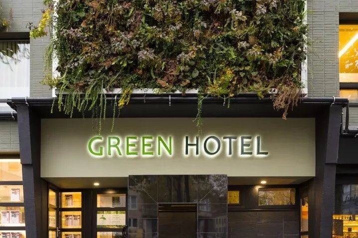 Green Hotel