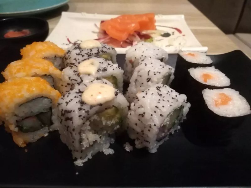 Hai Grill & Sushi