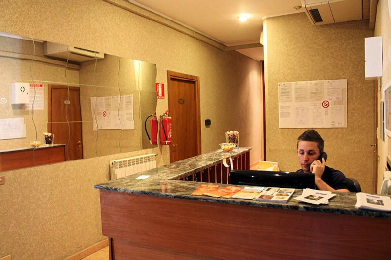 Atena Hotel