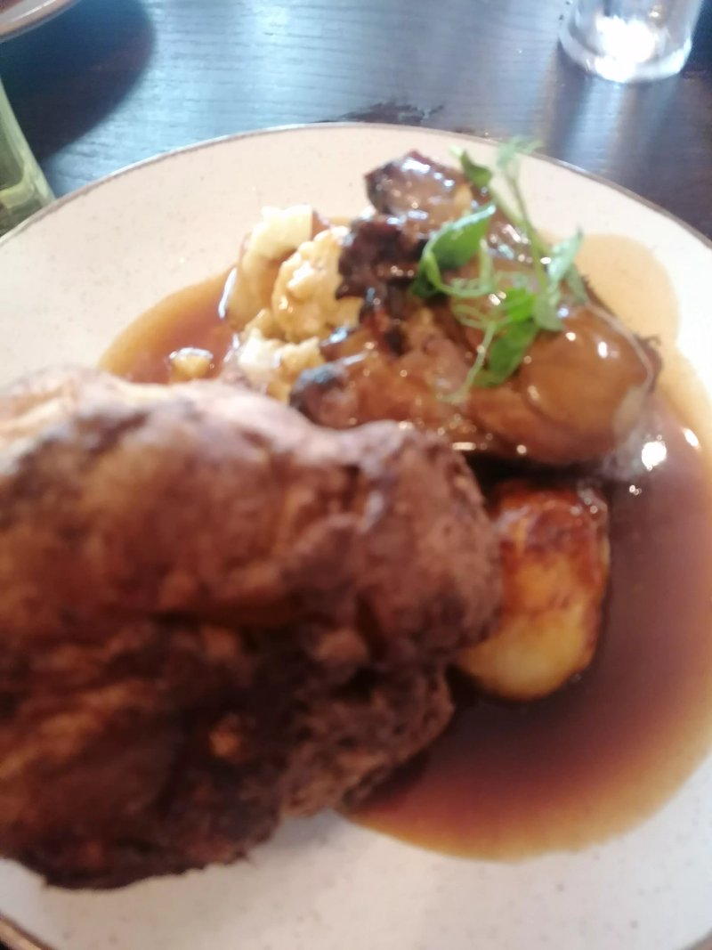 The New Queen Inn