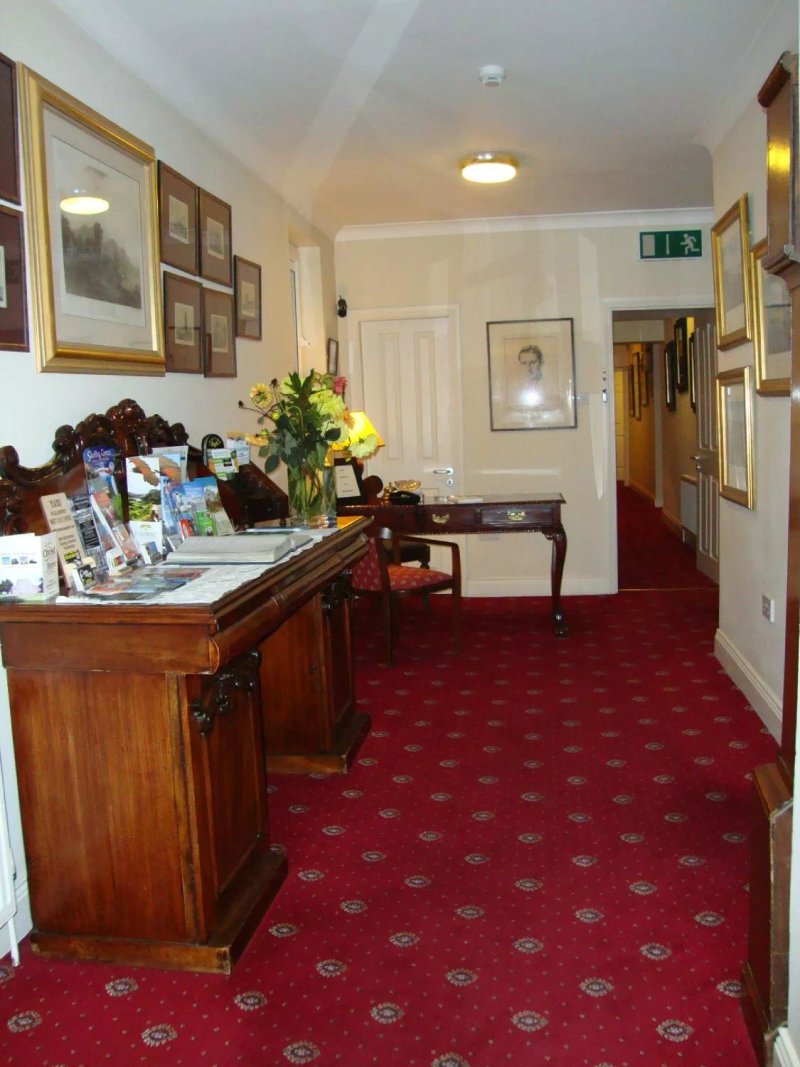 Abbey Lodge
