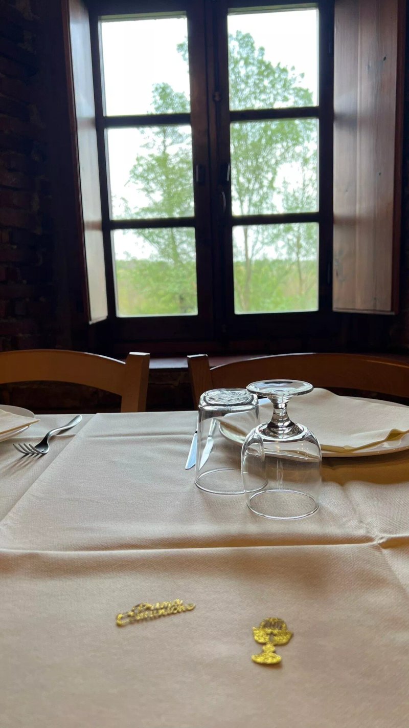 Ristorante Antica Torre Presso Monastero di Torba
