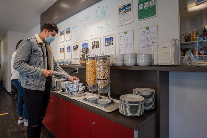 Nyon Hostel