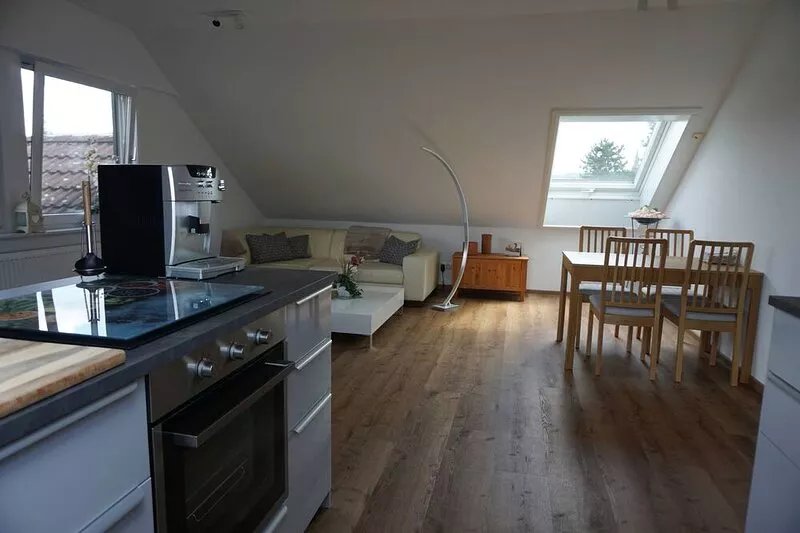 Cozy vacation apartment in a quiet location on the Main Valley cycle path with
