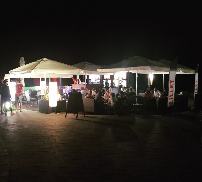 Terasz Coffee and Beach Bar