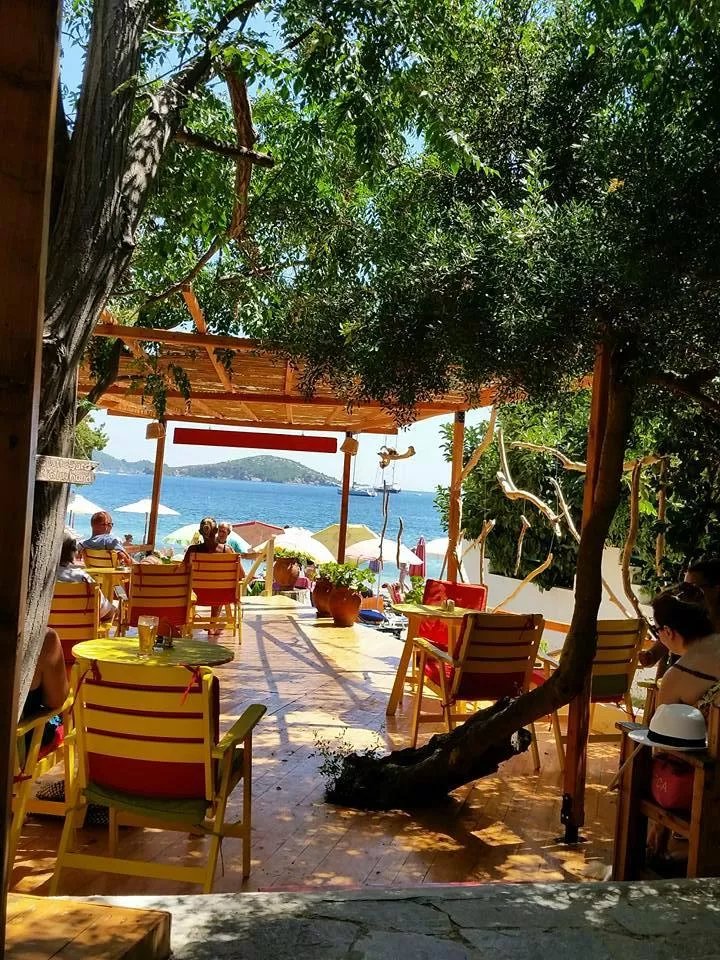 Little Art Cafe