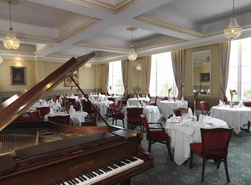 Regency Dining Room at the North West Castle Hotel