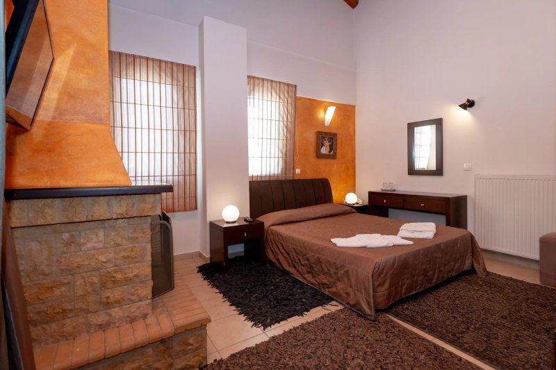 Ahilion Hotel