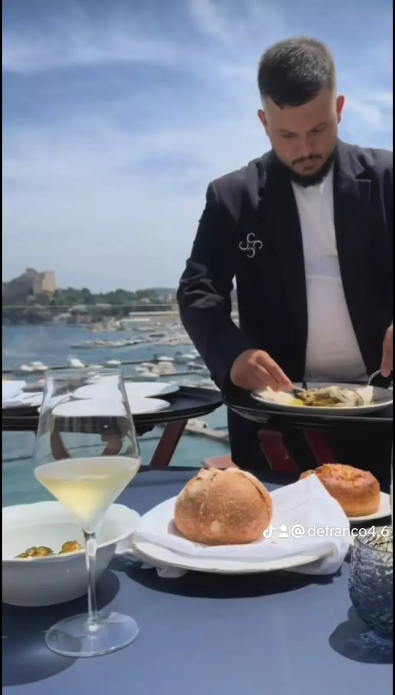 Clodia Club Restaurant