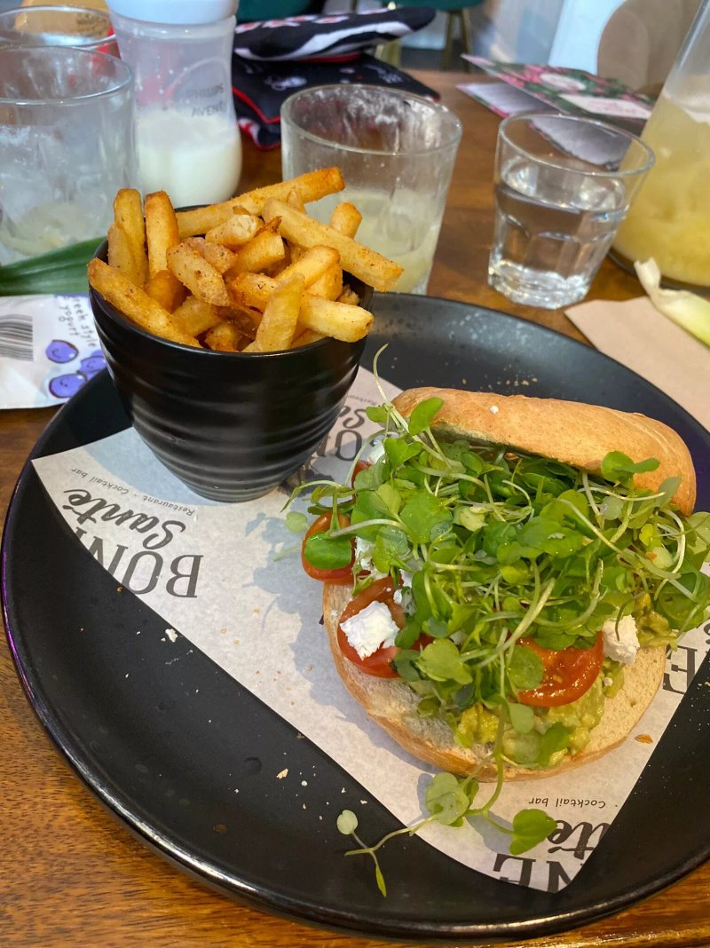 Bonne Sante Restaurant & Cocktail Bar