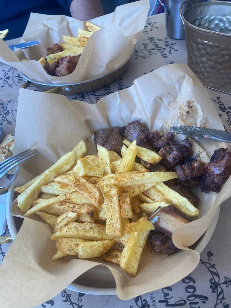 Restaurants & cafés