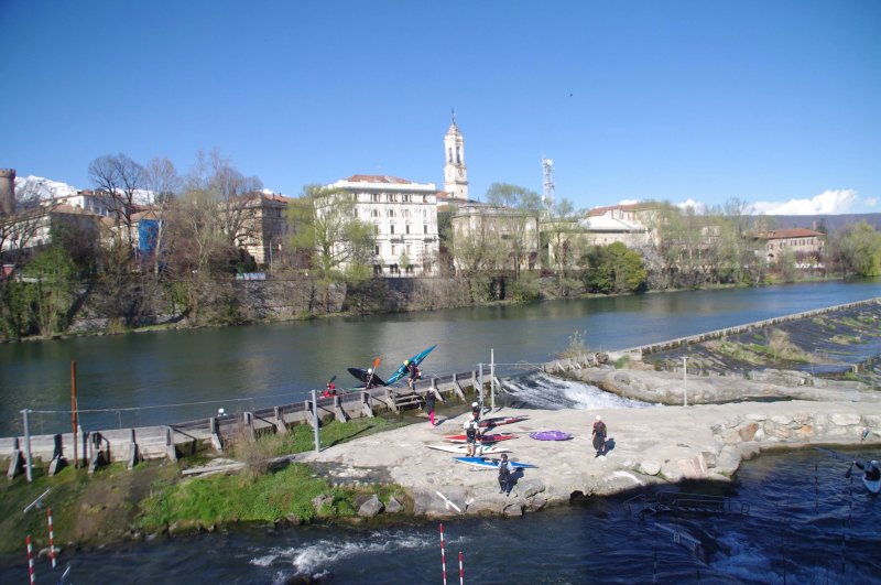 Acqua Piatta - L'ostello Del Canoa