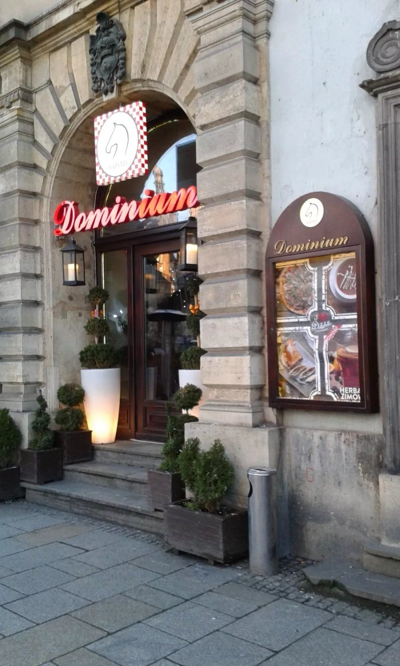 Domino's Pizza