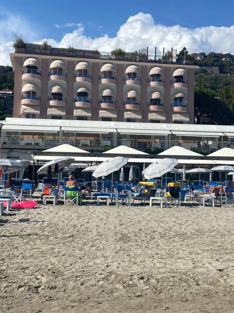 Regina Hotel