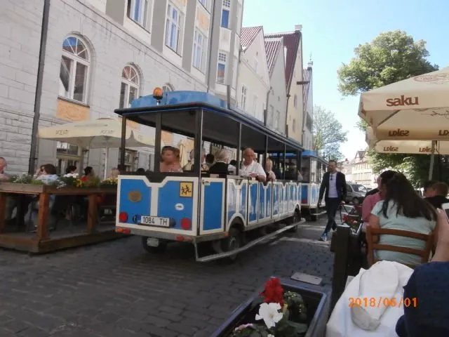 Pan Y Vino