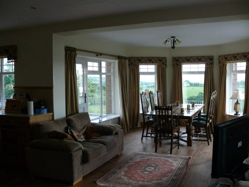 Ballylawn Lodge Bed And Breakfast