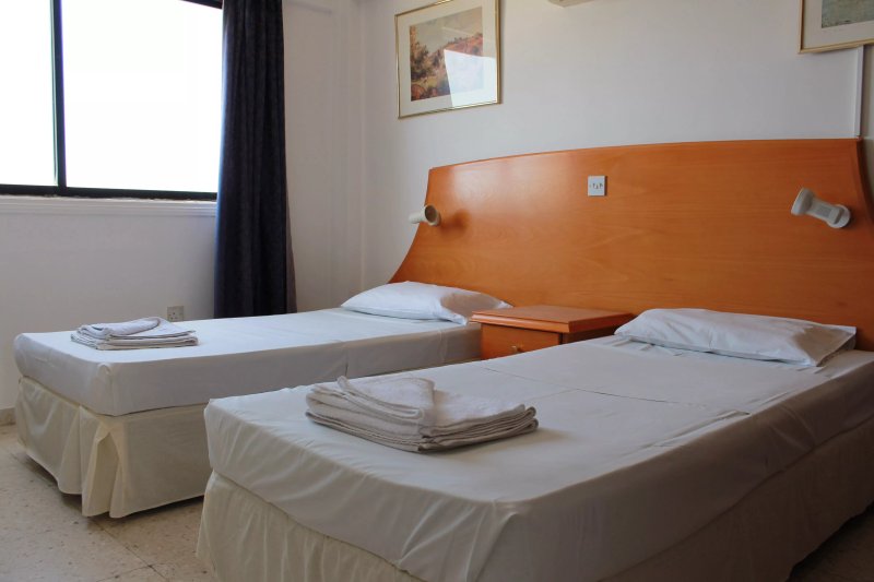 Florea Hotel Apts