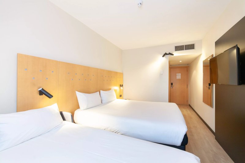 Ibis Madrid Alcala de Henares la Garena