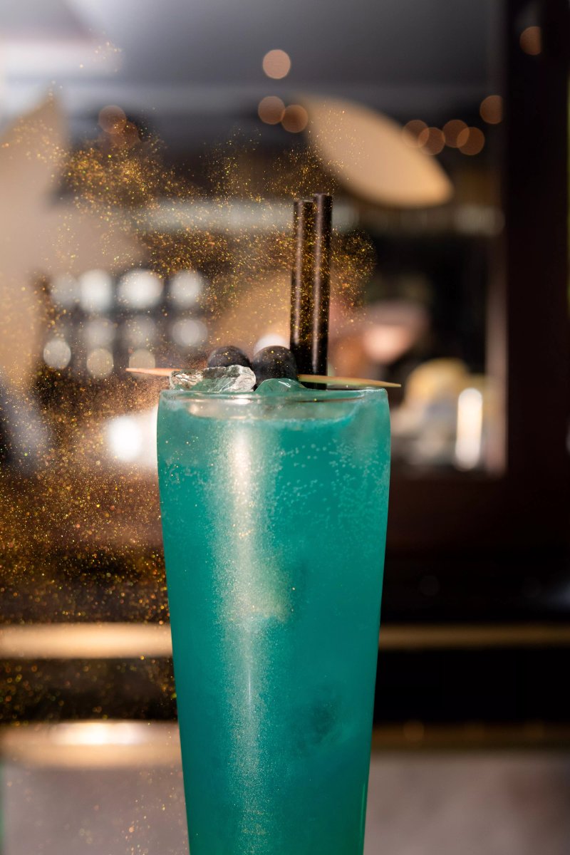 1565 Restaurant, Bar & Terrace