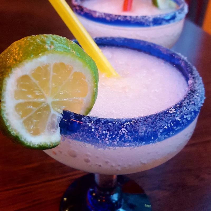 Tres Amigos