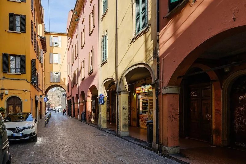 Vista sulle torri di Bologna by Wonderful Italy