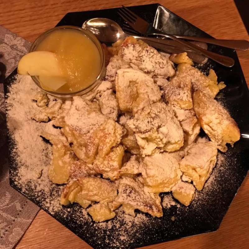 Muehlebach Pub Cafe