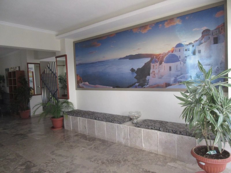 Luis Apartments