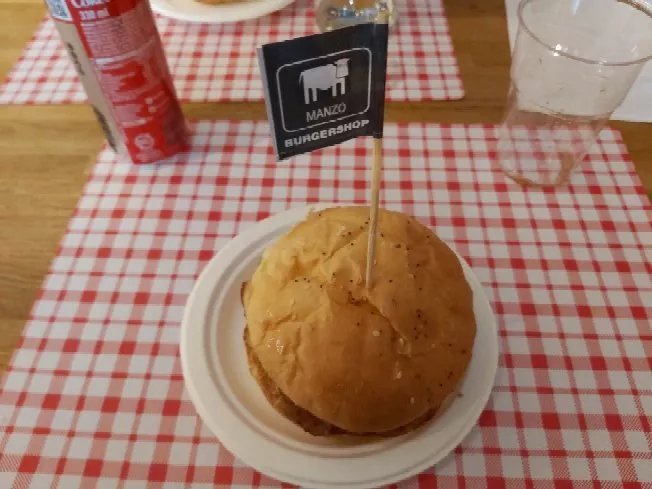 Burger Shop 0381
