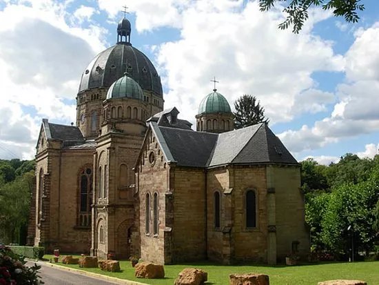 Basilique Notre-Dame de Bon Secours