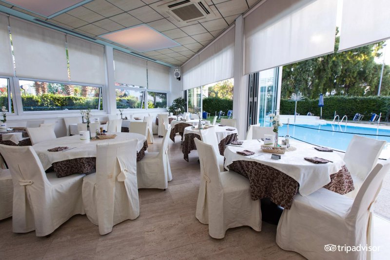 SeaPark Family Resort & Spa