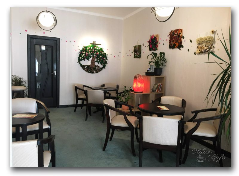 Oldies Cafe