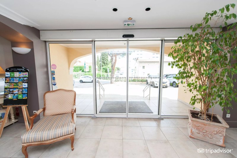 Hotel Le Petit Prince
