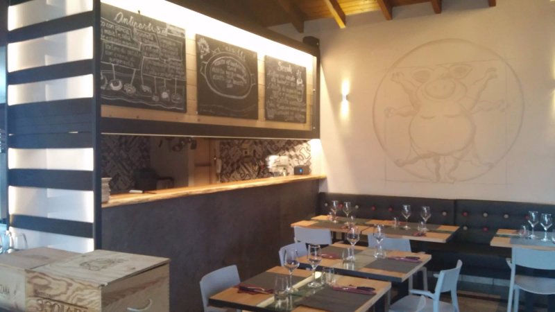 re-public house