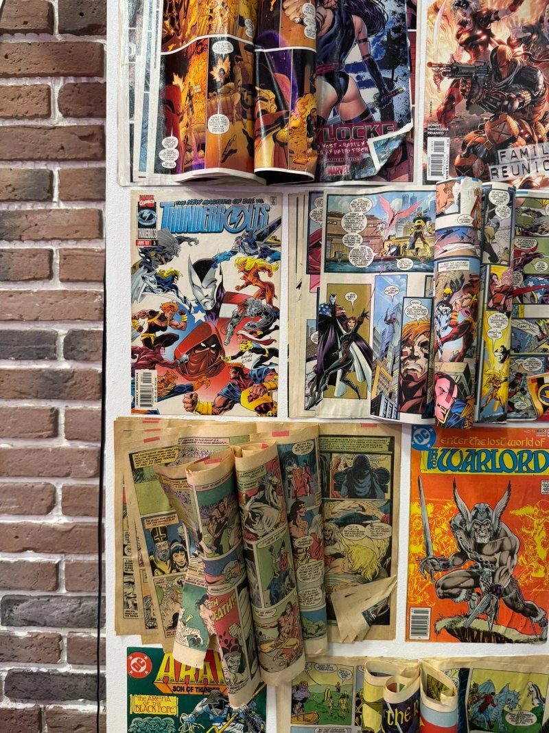 Super Heroes Steakhouse & Art Gallery