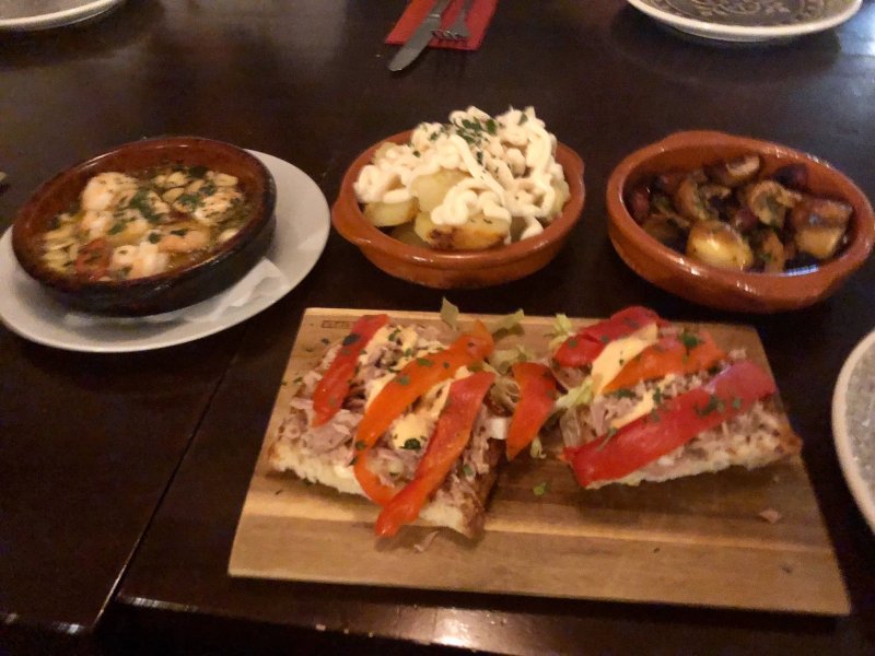Tapas Los Hermanos