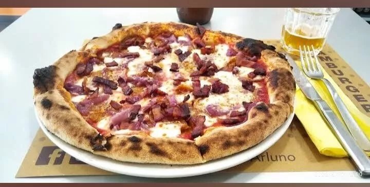 Delo's Pizza & Street Food