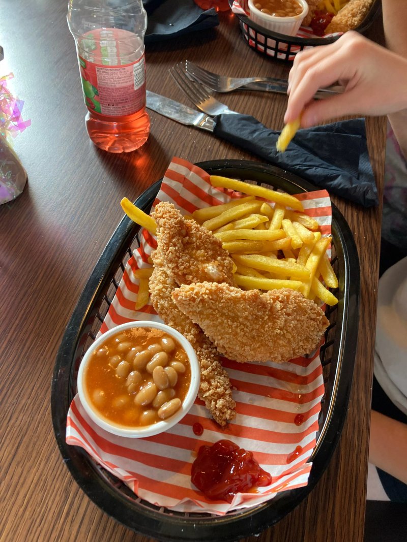 The Tin Roof Diner