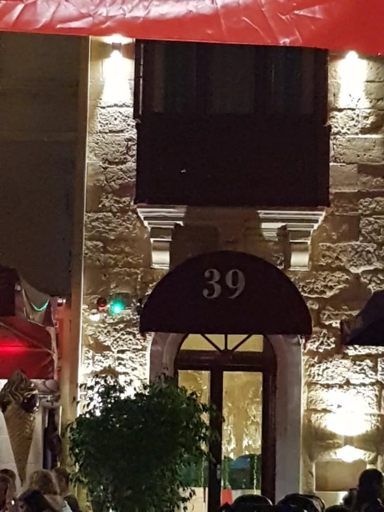 39 St. George