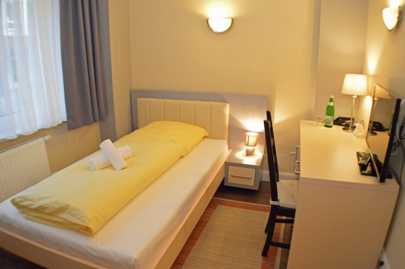 Hotel Jeta - Harburg
