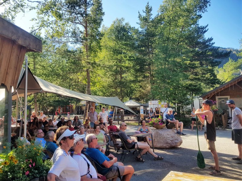 Camping Caravaneige L'iscle De Prelles