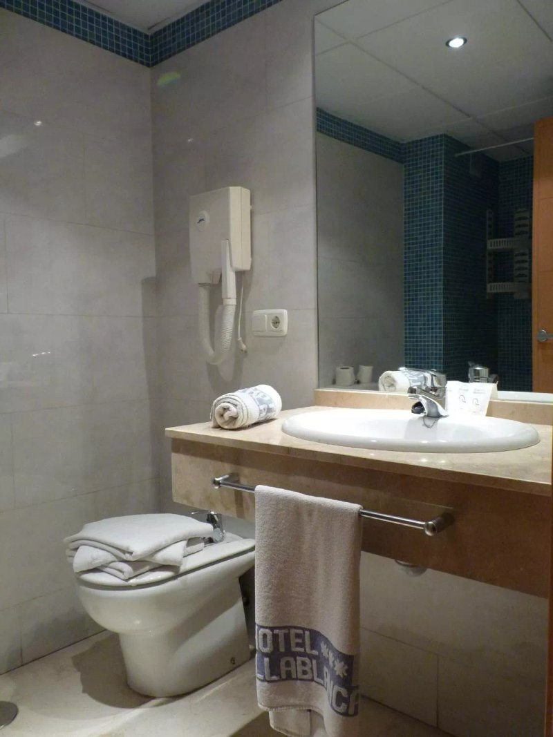 Hotel Tocina Business