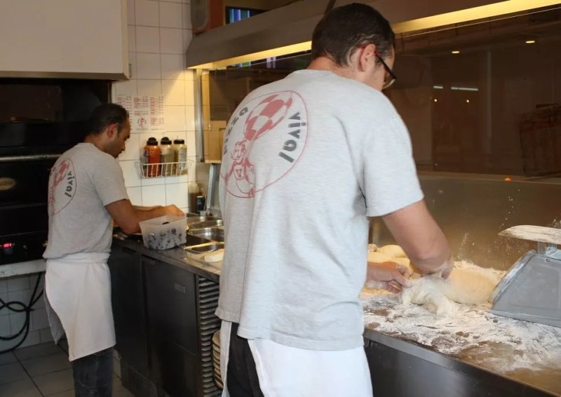 Pizza Vival Square